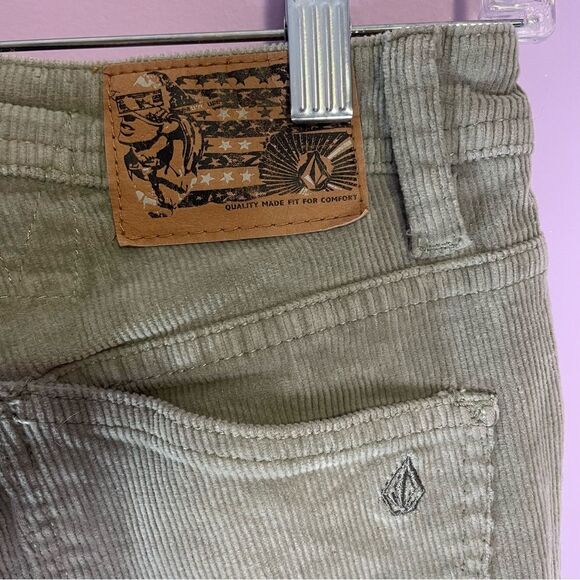 Volcom Chino Pants Sage Green Ribbed Corduroy Straight Leg Womens Size 24 - Picture 7 of 8